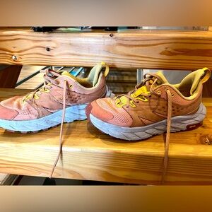 Hoka Anacapa Breeze running shoes